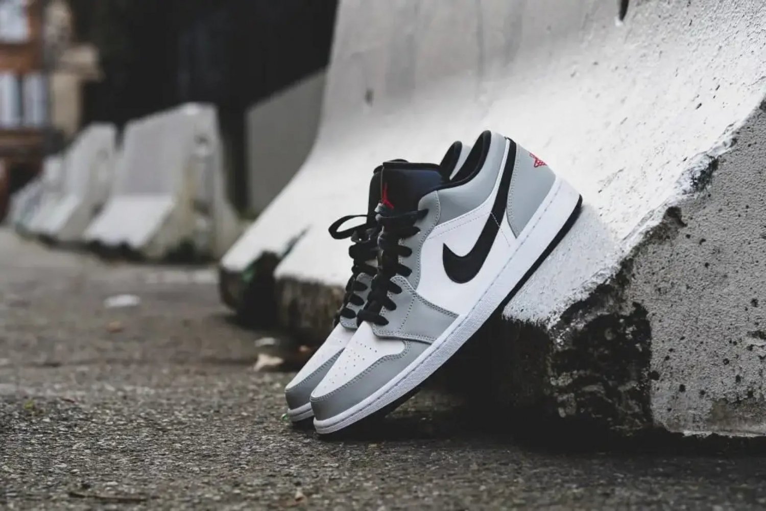 Jordan 1 Low Light Smoke Grey