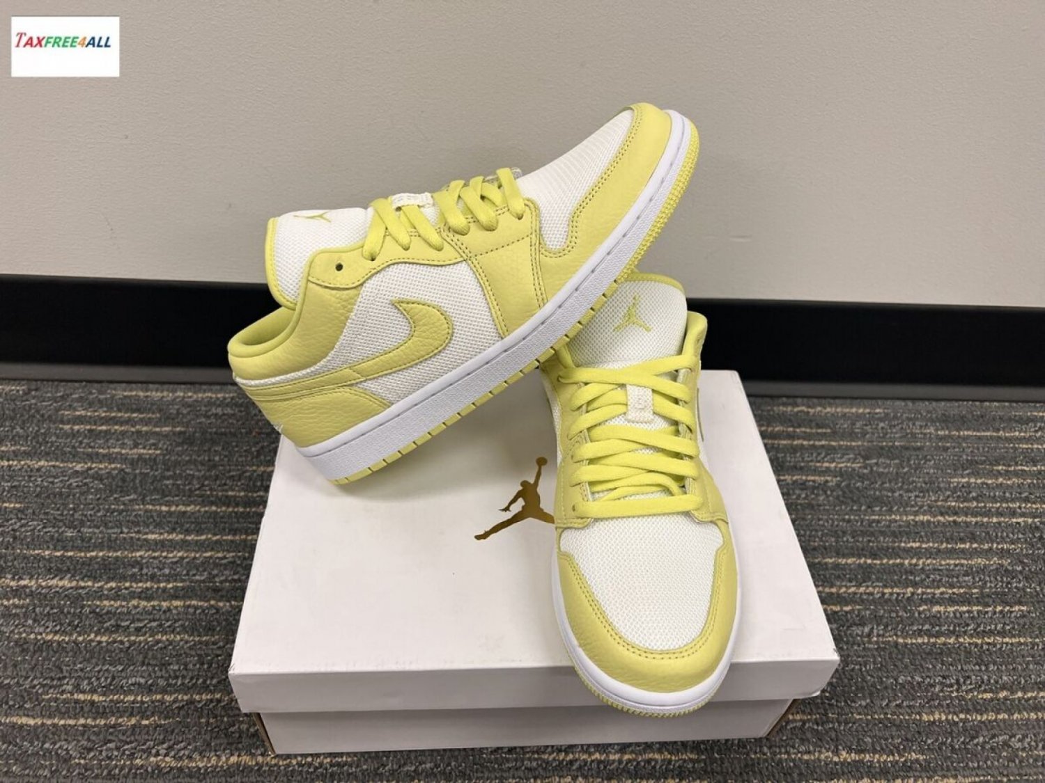 Jordan 1 Low Limelight