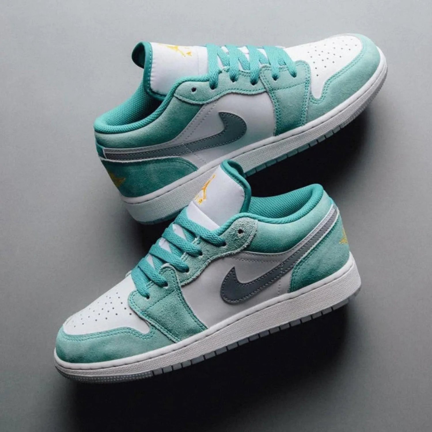 Jordan 1 Low New Emerald White Green