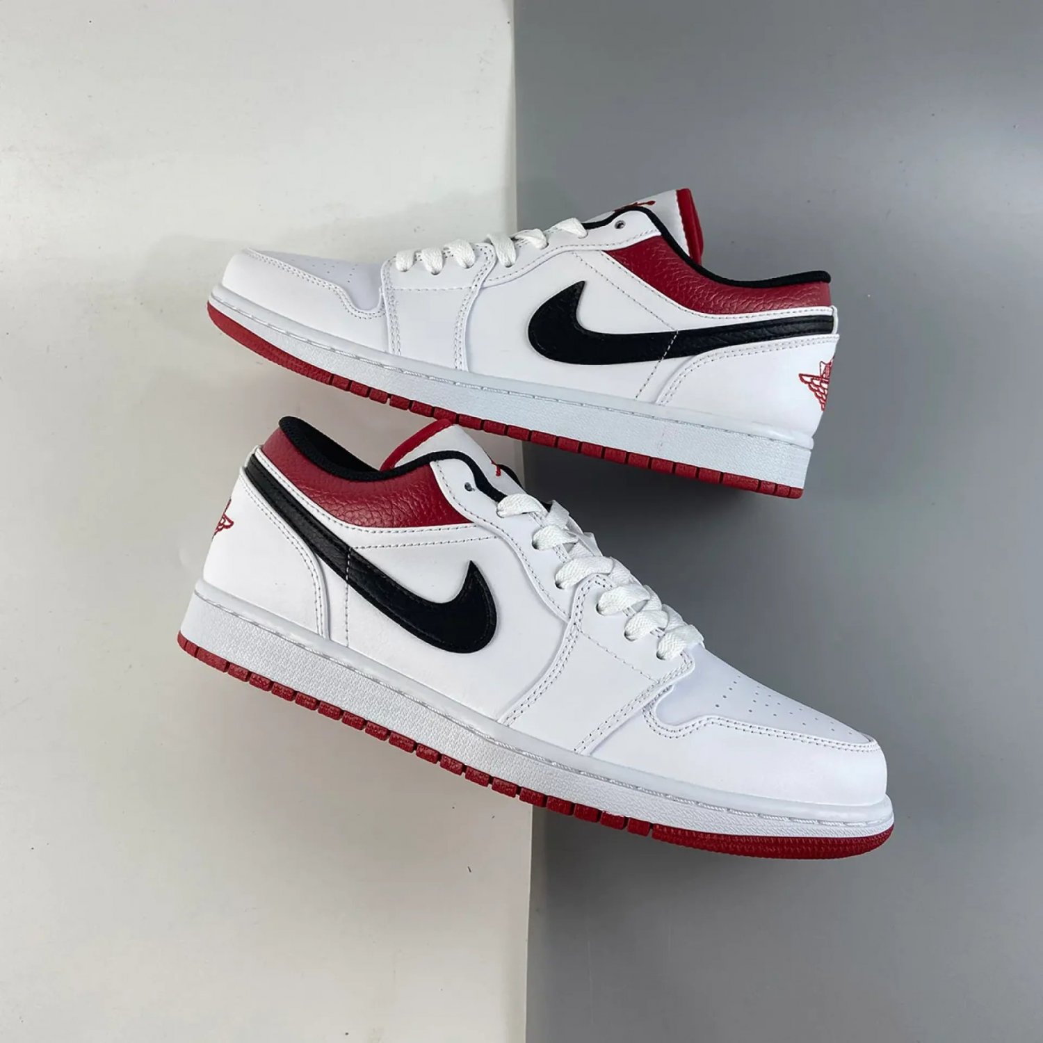 Jordan 1 Low White University Red Black