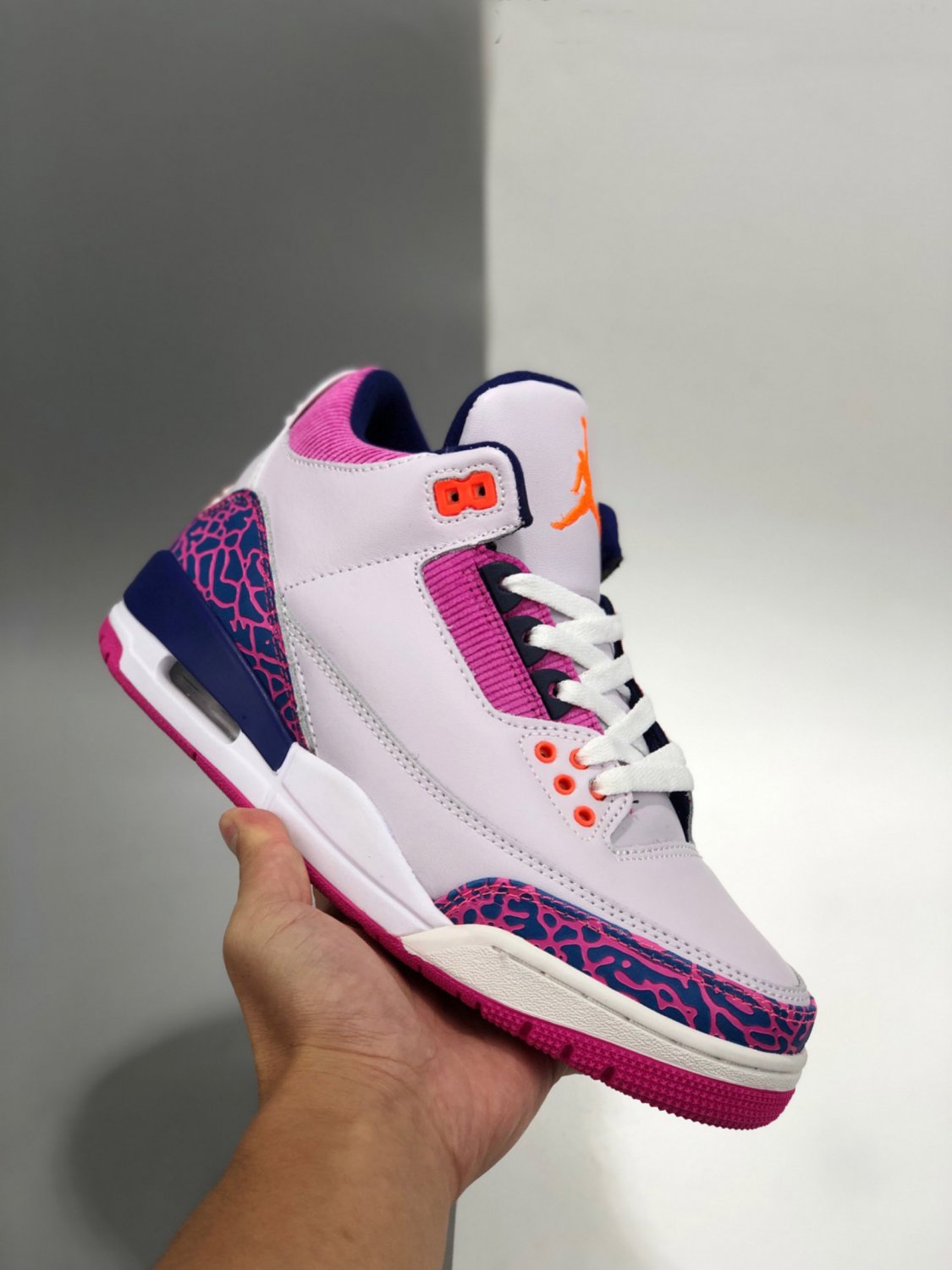 Jordan 3 Retro Barely Grape