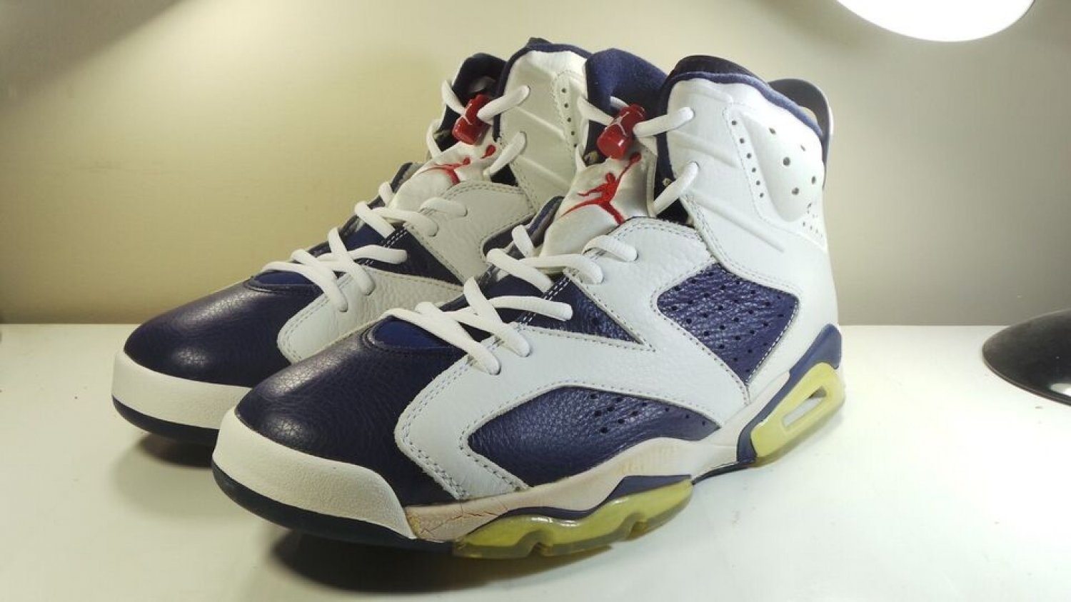 Jordan 6 Retro Olympic Sydney (2000)
