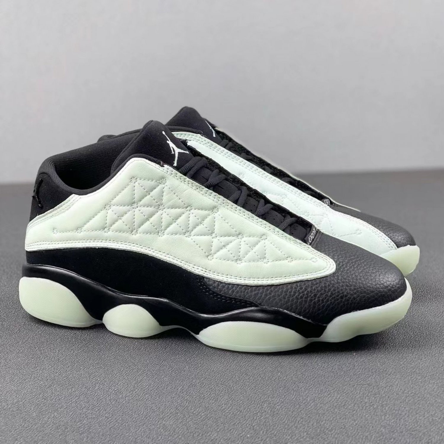 Jordan 13 Retro Low Single Day
