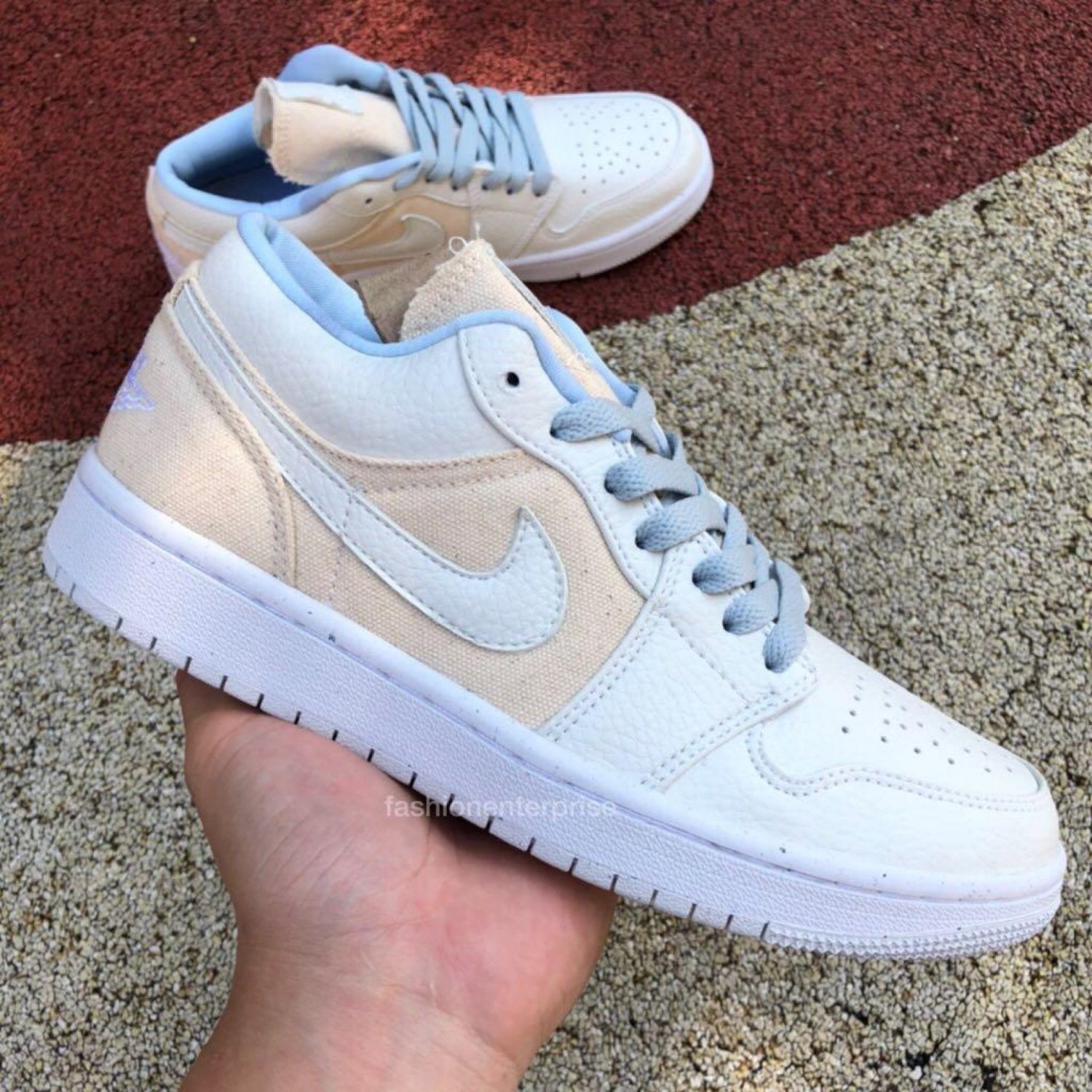 Jordan Low Sail Canvas