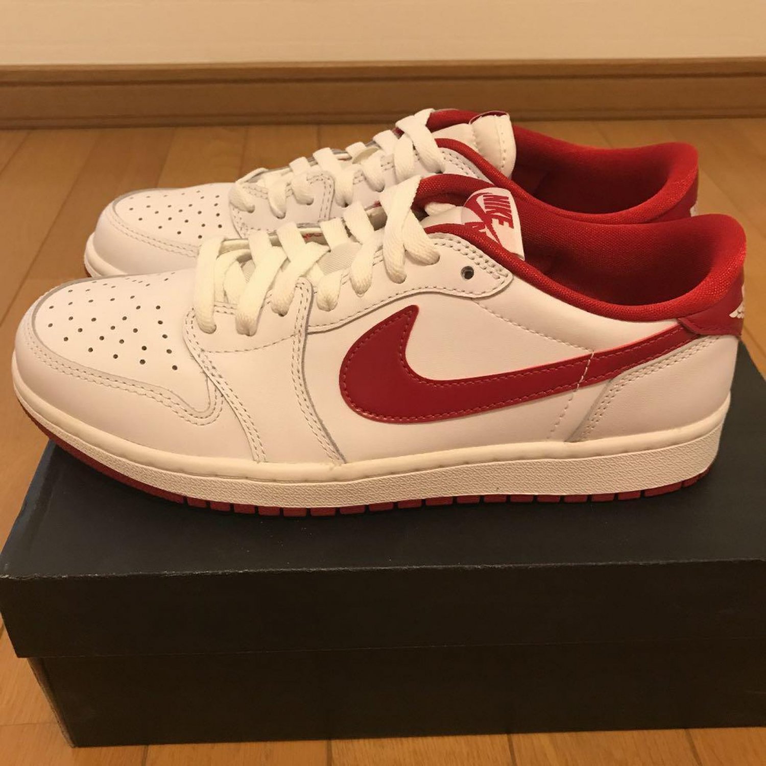 Nike Air Jordan 1 Retro Low Og White Varsity Red