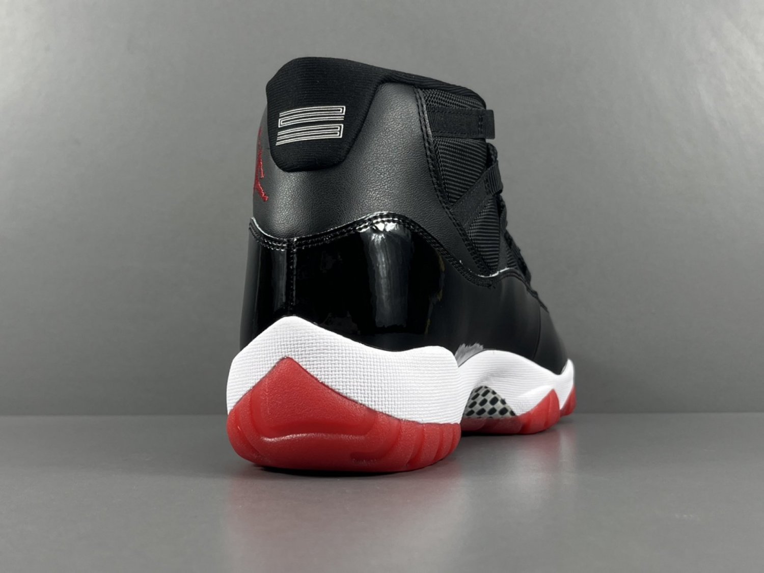 Jordan 11 Retro Cleat Bred