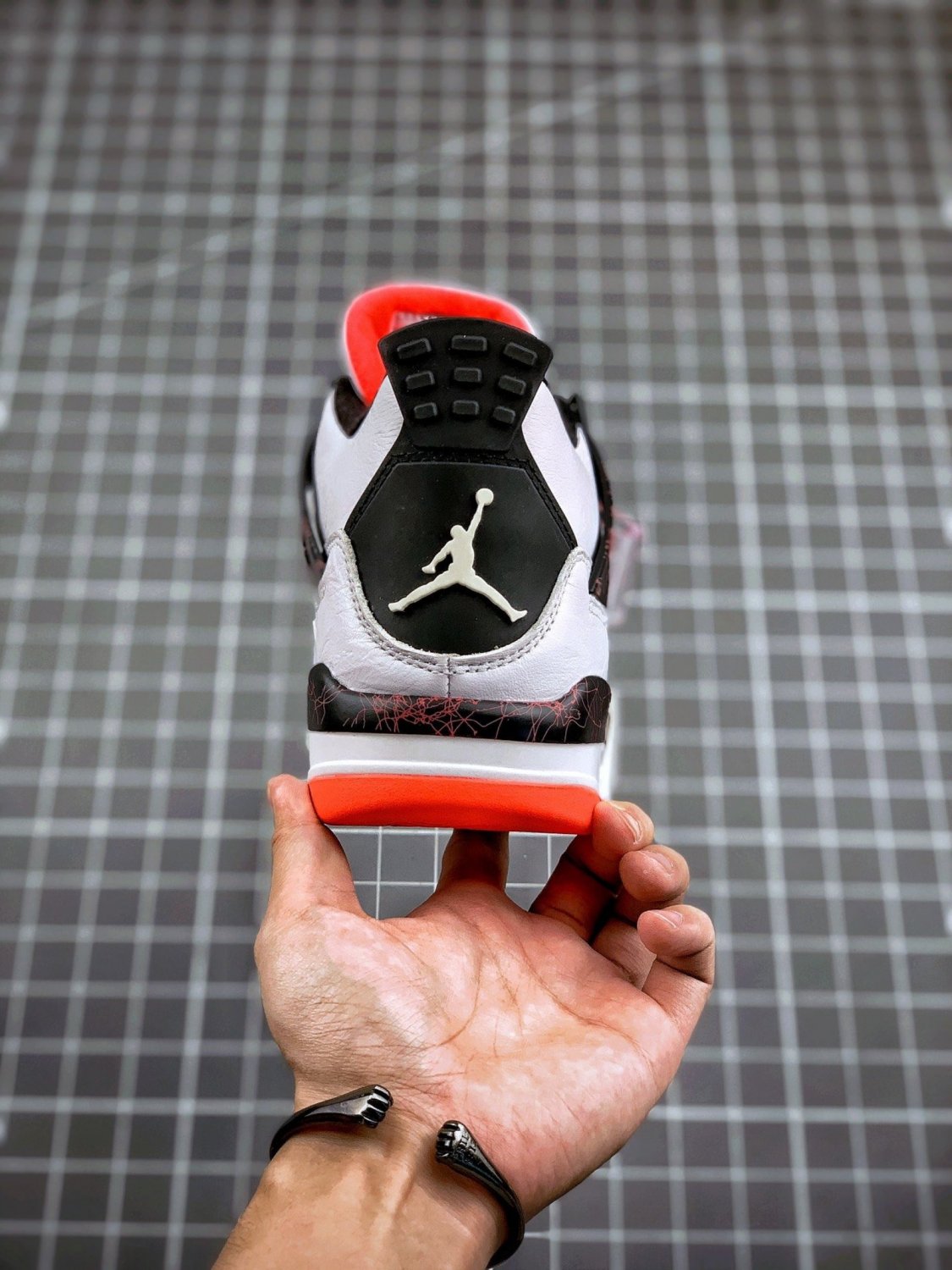 nike air jordan 4 retro flight nostalgia