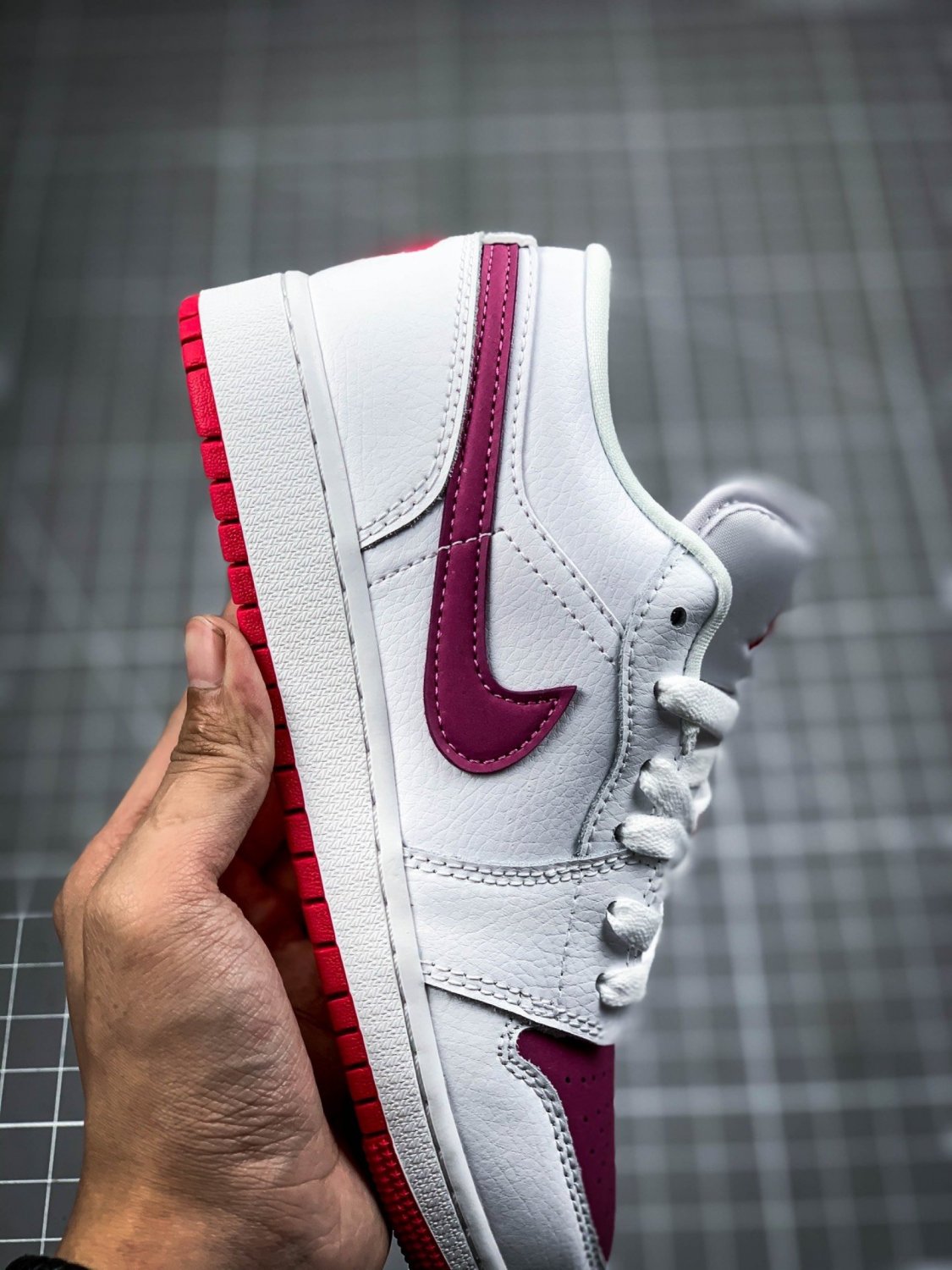Jordan 1 Low GS White True Berry