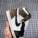 Jordan 1 Retro  High OG Dark Mocha GS