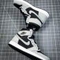 Jordan 1 Retro High OG Shadow 2.0 Black Light Smoke Grey