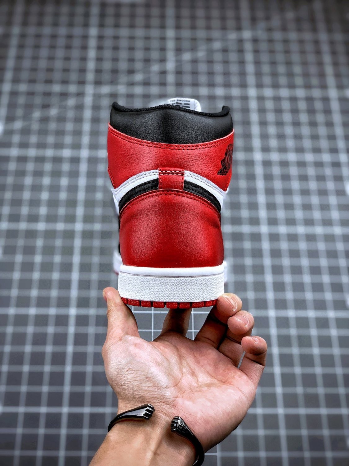 Jordan 1 Retro9