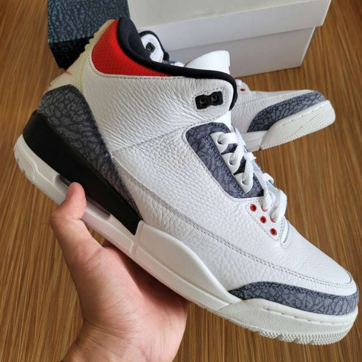 Jordan 3 Retro SE 'Fire Red Denim'