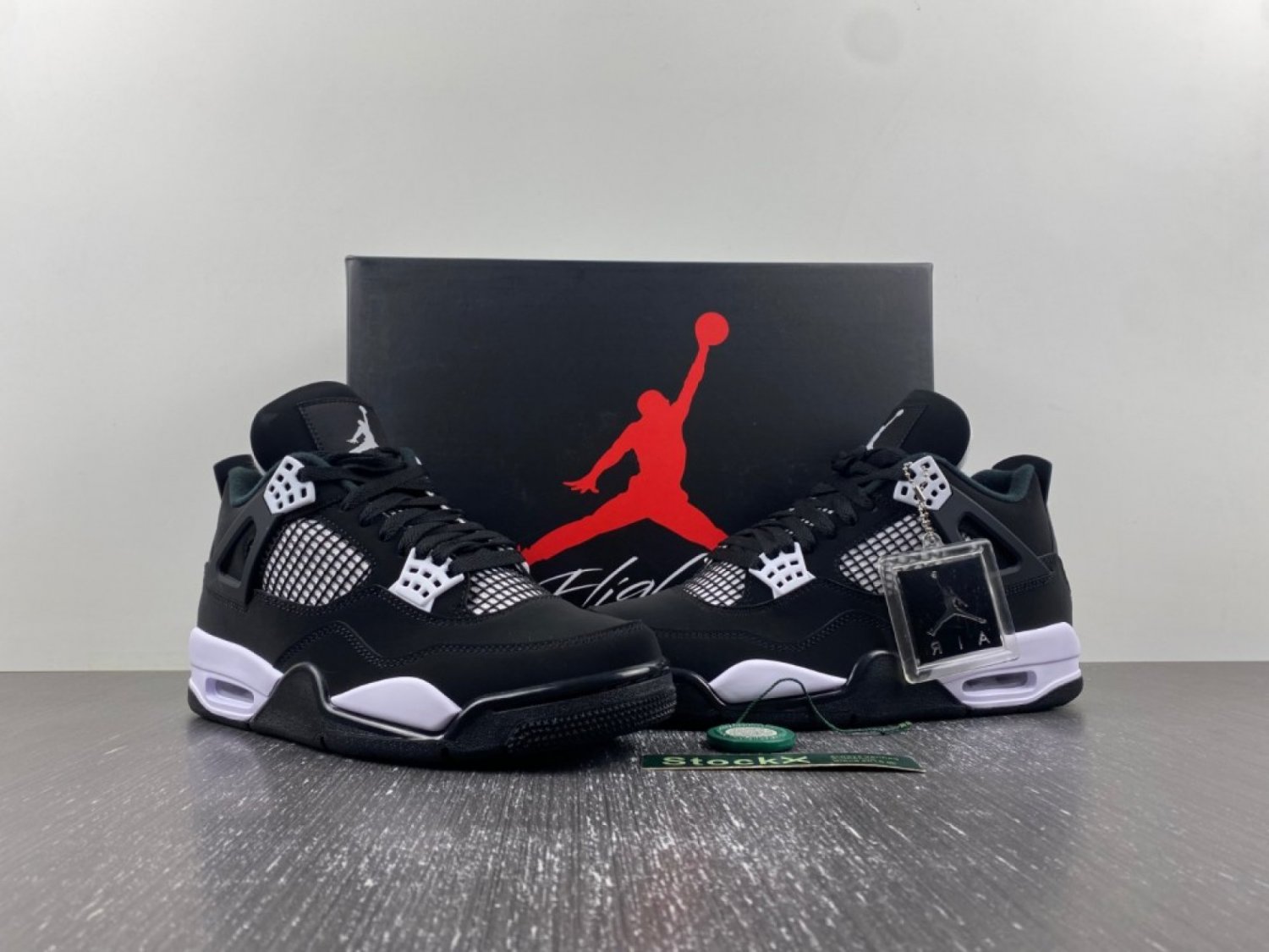 NEW   Jordan 4 Retro White Thunder