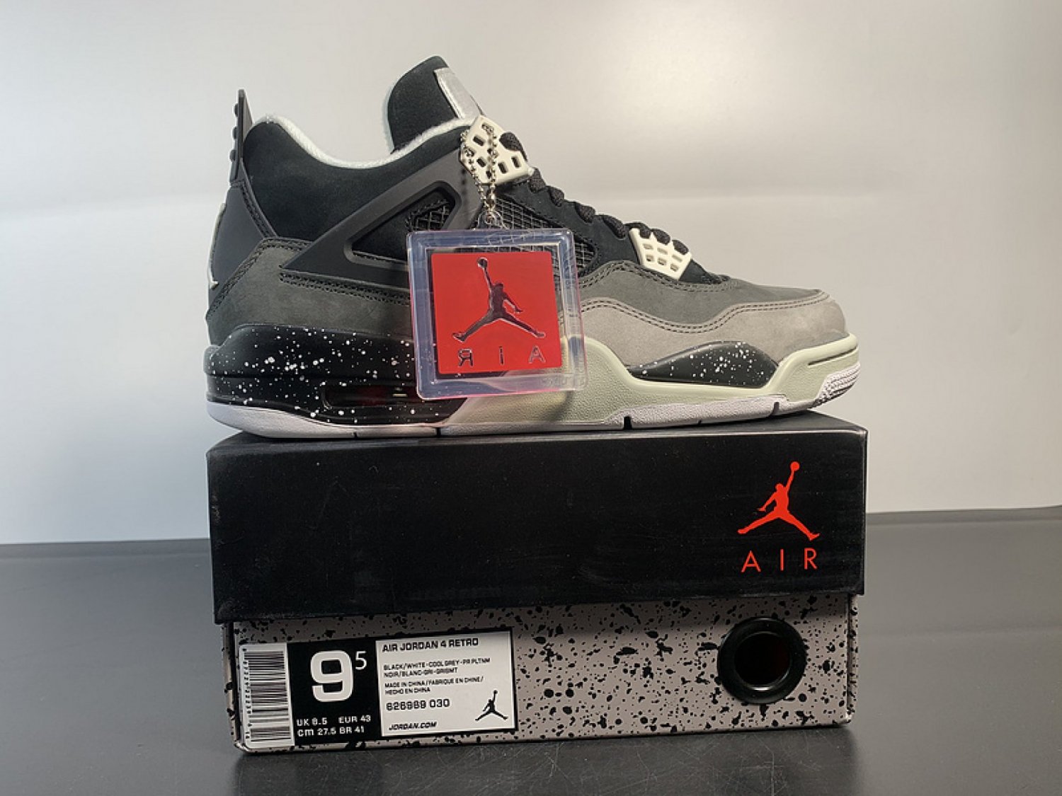 NEW Jordan 4 RetroFear Pack