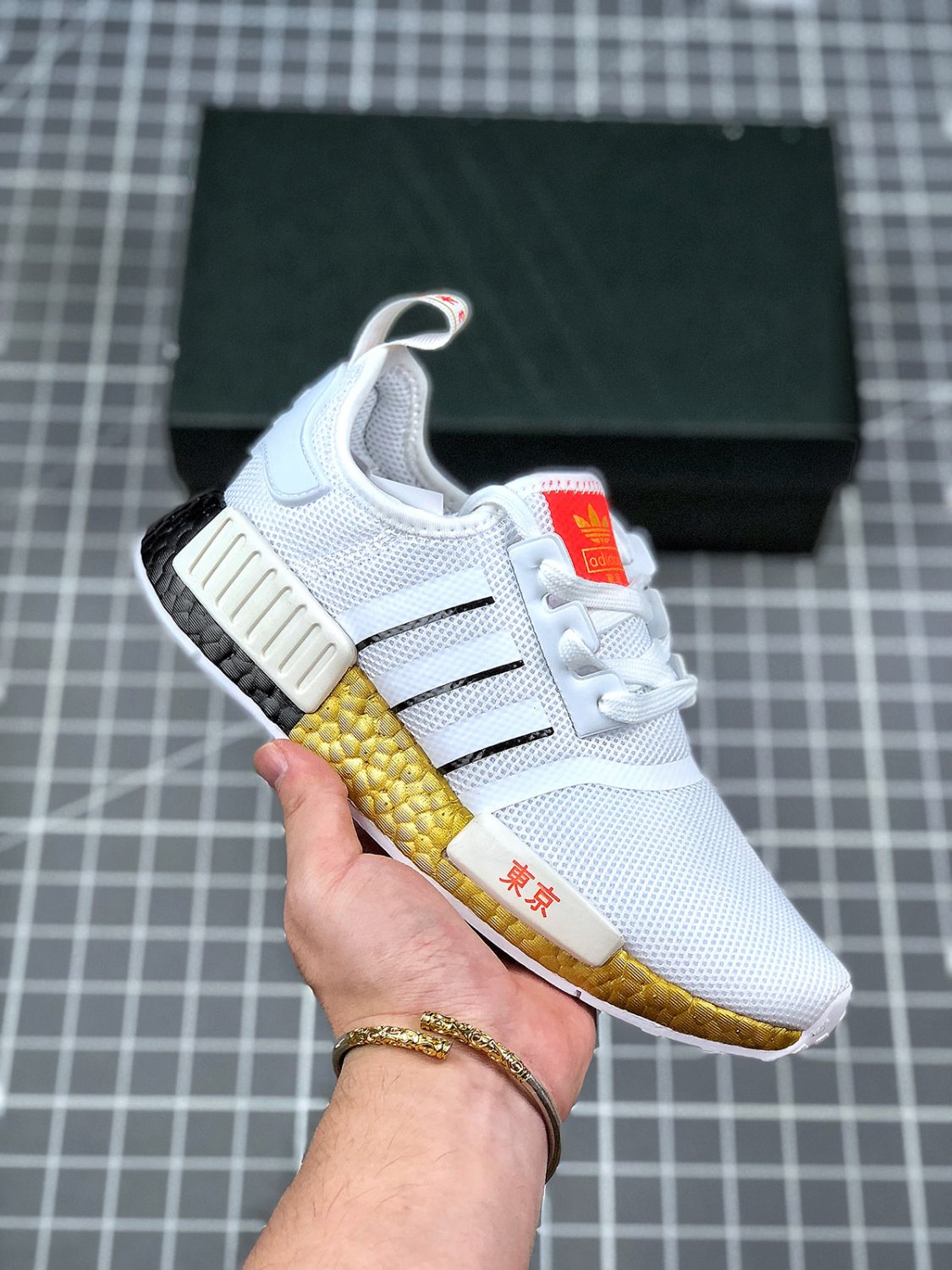 2024  nmd r1 &Atilde;&cent;&Acirc;�&Acirc;�tokyo&Atilde;&cent;&Acirc;�&Acirc;� whitecore black-scarlet fy1159