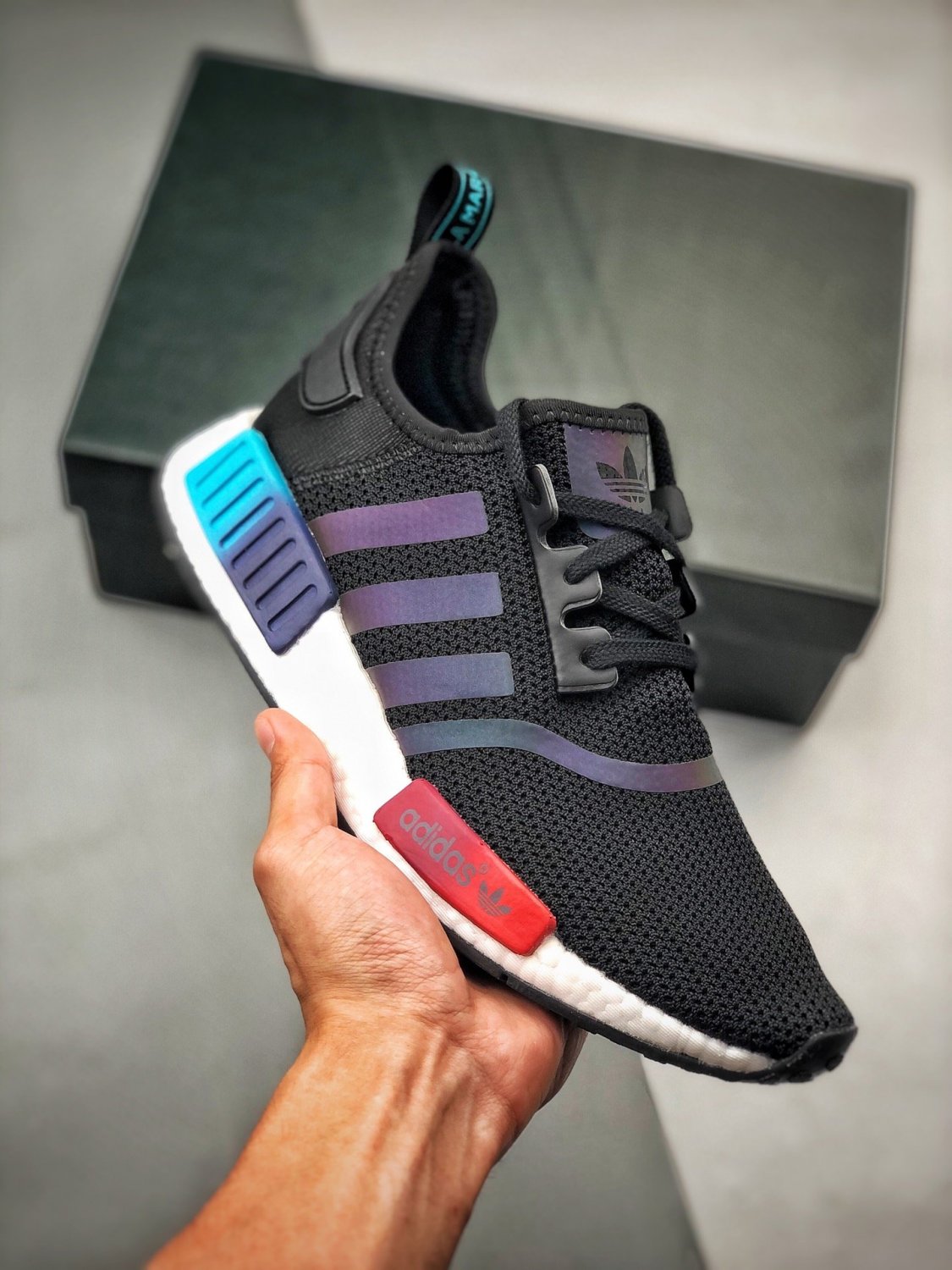 2024  nmd r1 core blackboost black fw4365