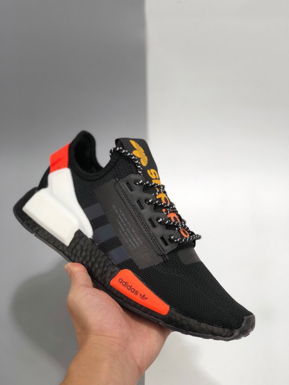 2024  nmd r1 v2 core blacksignal coral fy3523