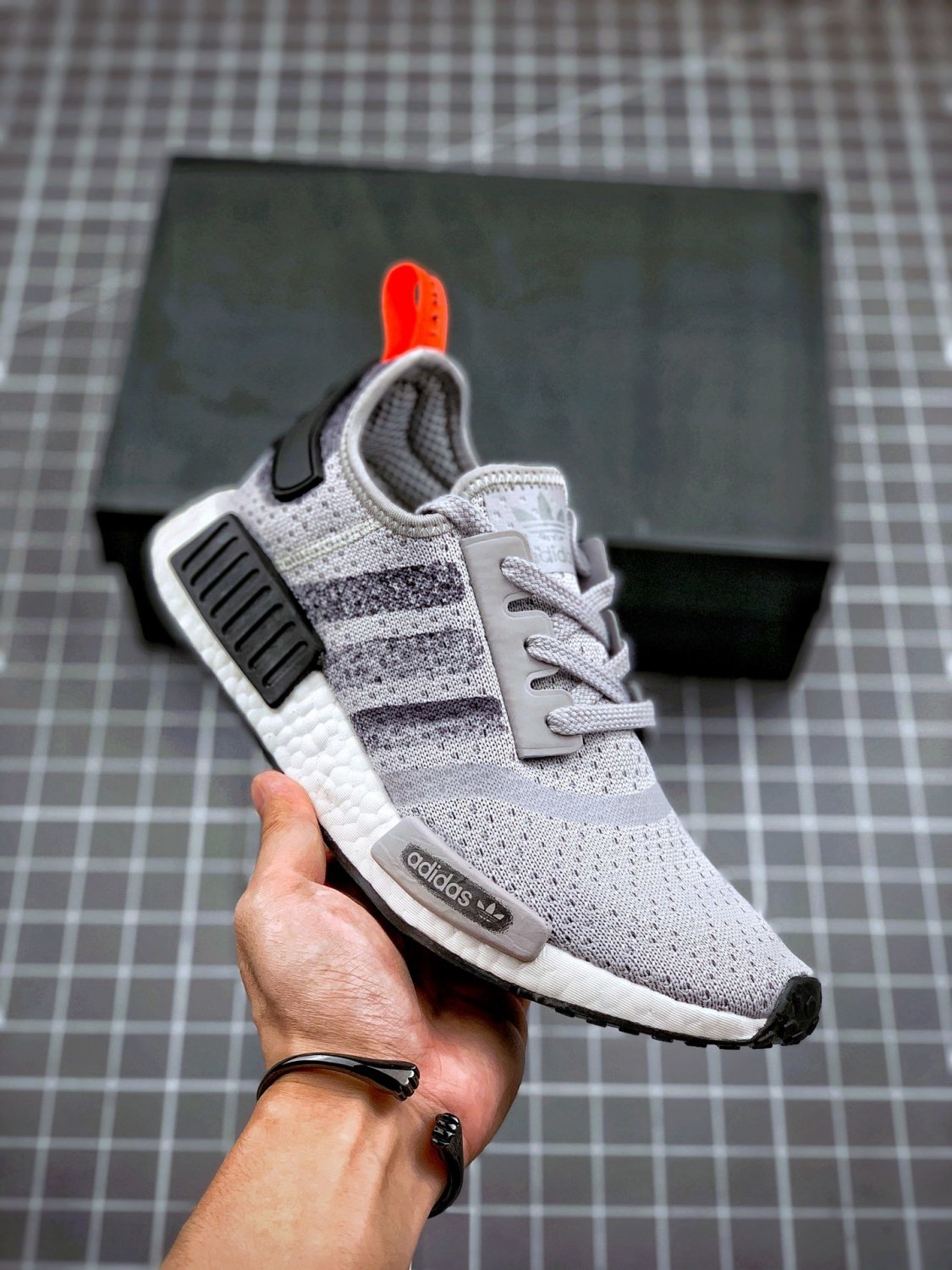 2024  nmd_r1 &acirc;��stencil pack&acirc;�� greycore black
