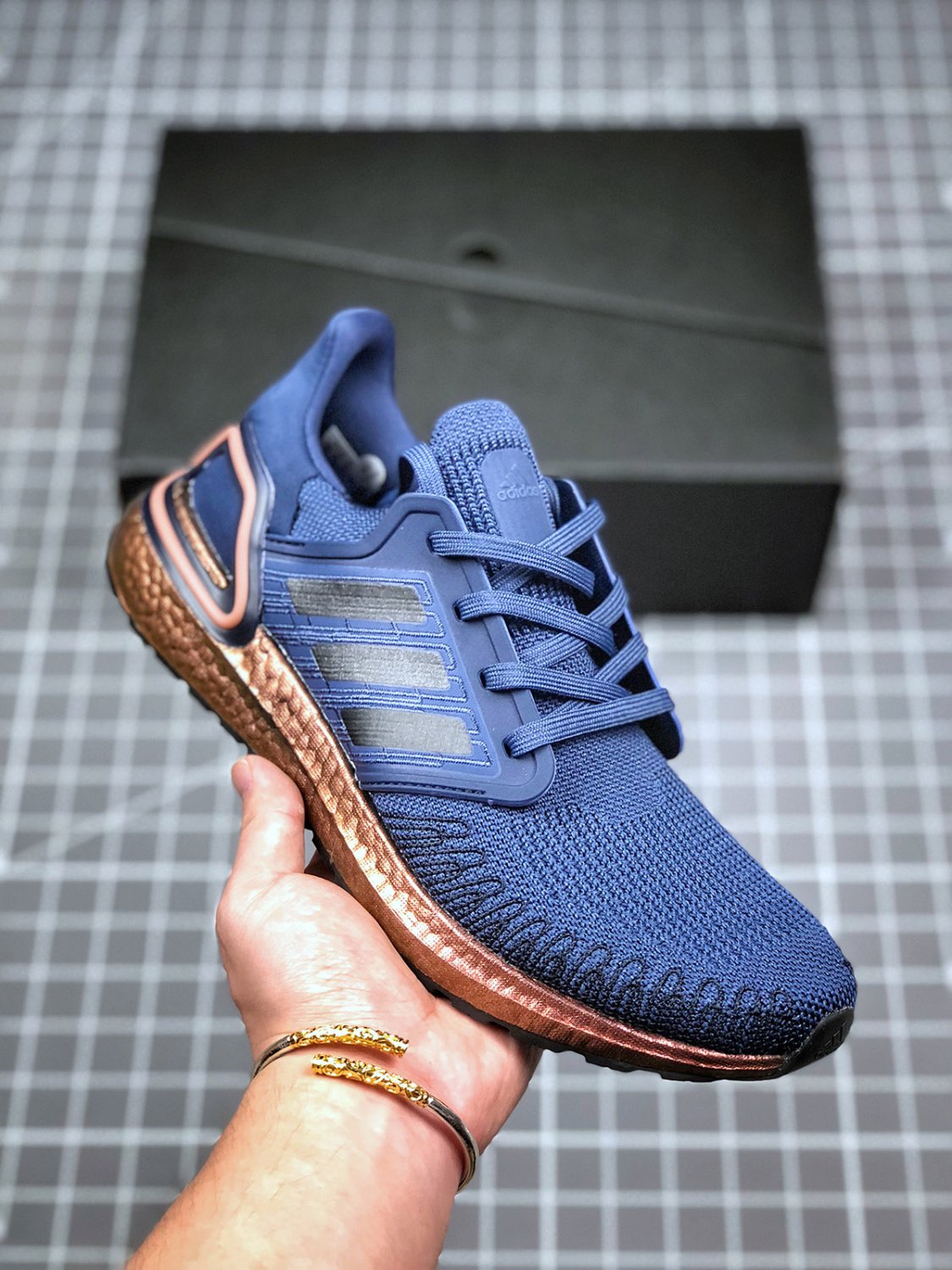2024  ultra boost 2020  tech indigolegend ink-signal coral fv4394
