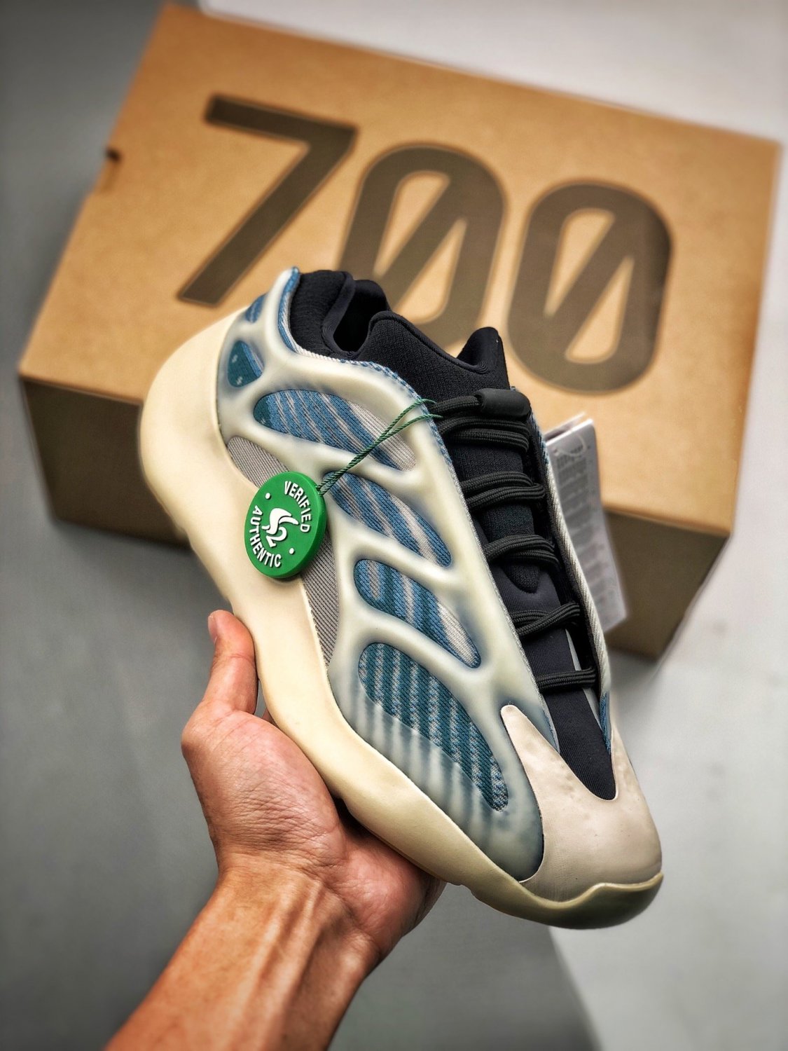 2024  yeezy 700 v3 &Atilde;&cent;&Acirc;�&Acirc;�kyanite&Atilde;&cent;&Acirc;�&Acirc;�