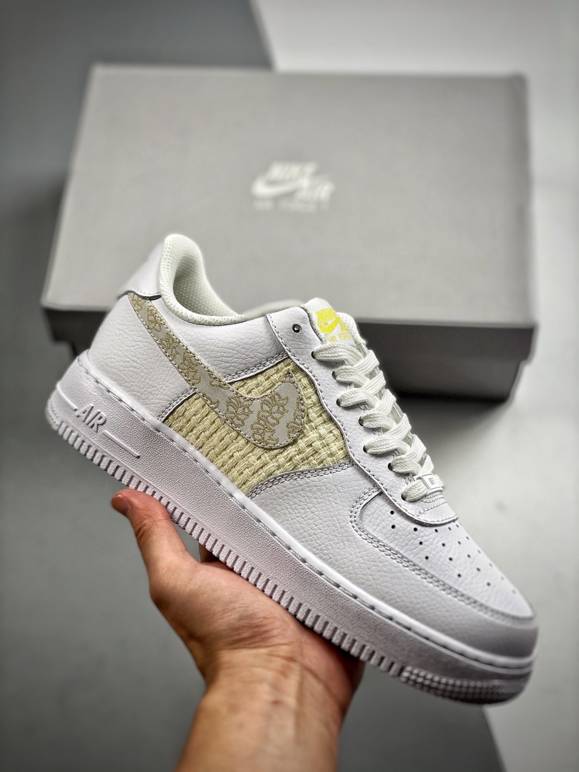 2024 & 2025 air force 1 low ‘flower swoosh’ do9458-100