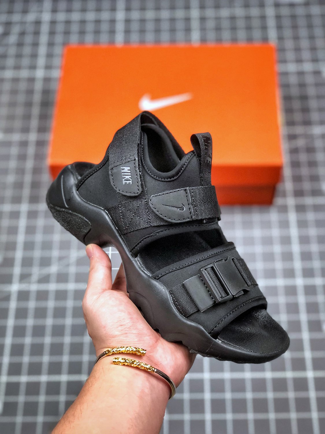 2024 & 2025 canyon sandal triple black