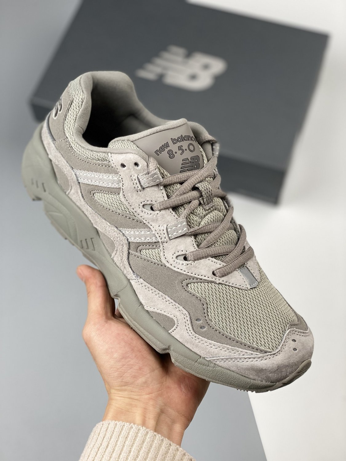 2024 & 2025  850 mono pack grey