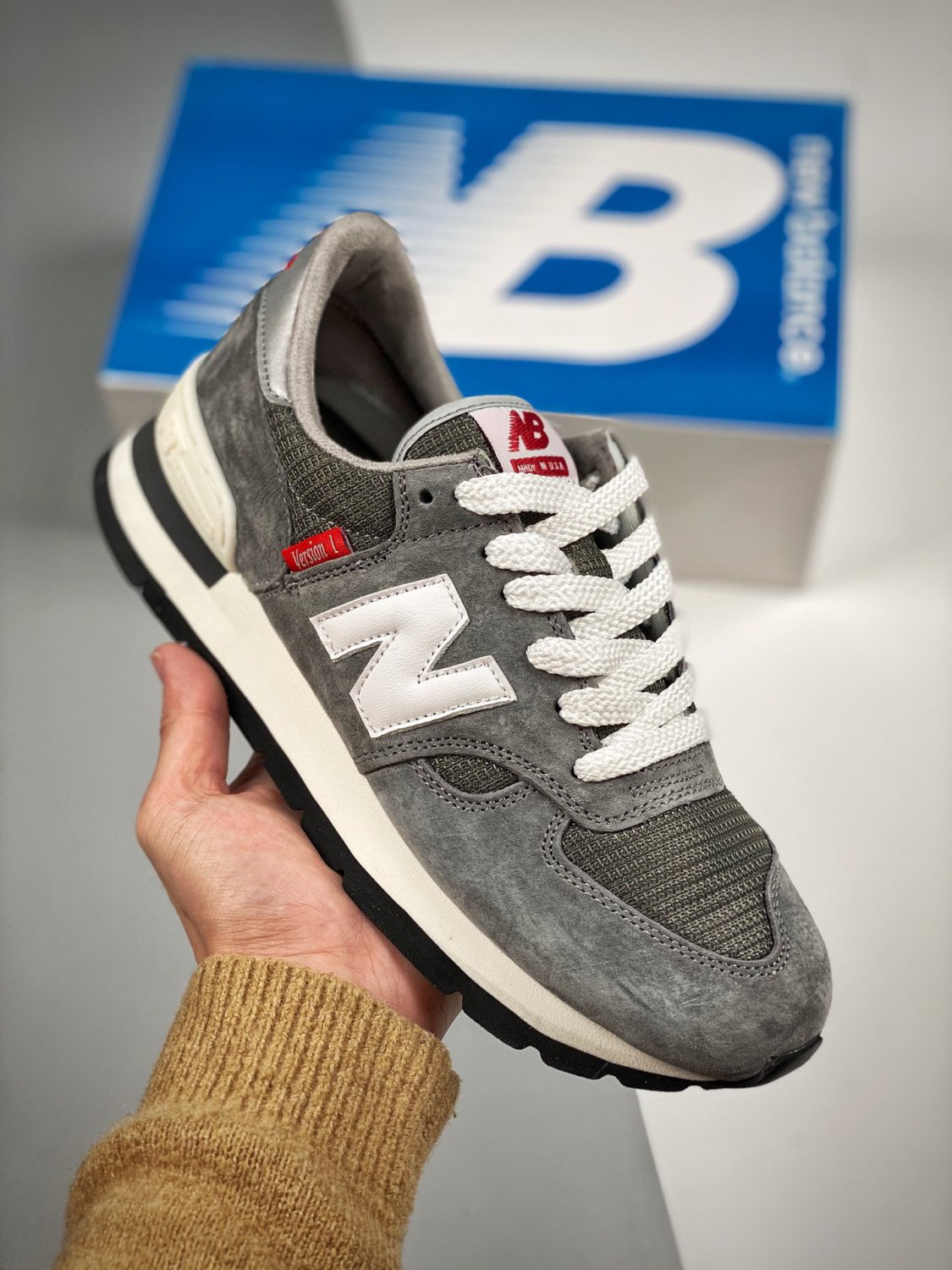 990v1 40th anniversary