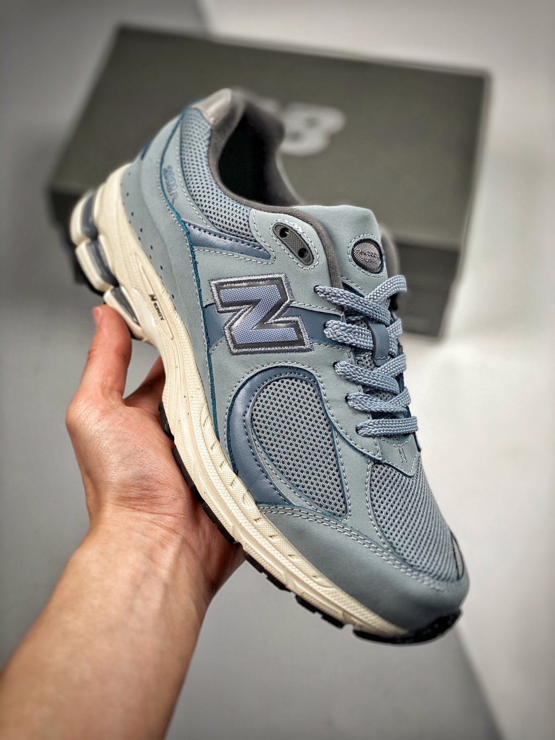 2024 & 2025  2002r light blue white