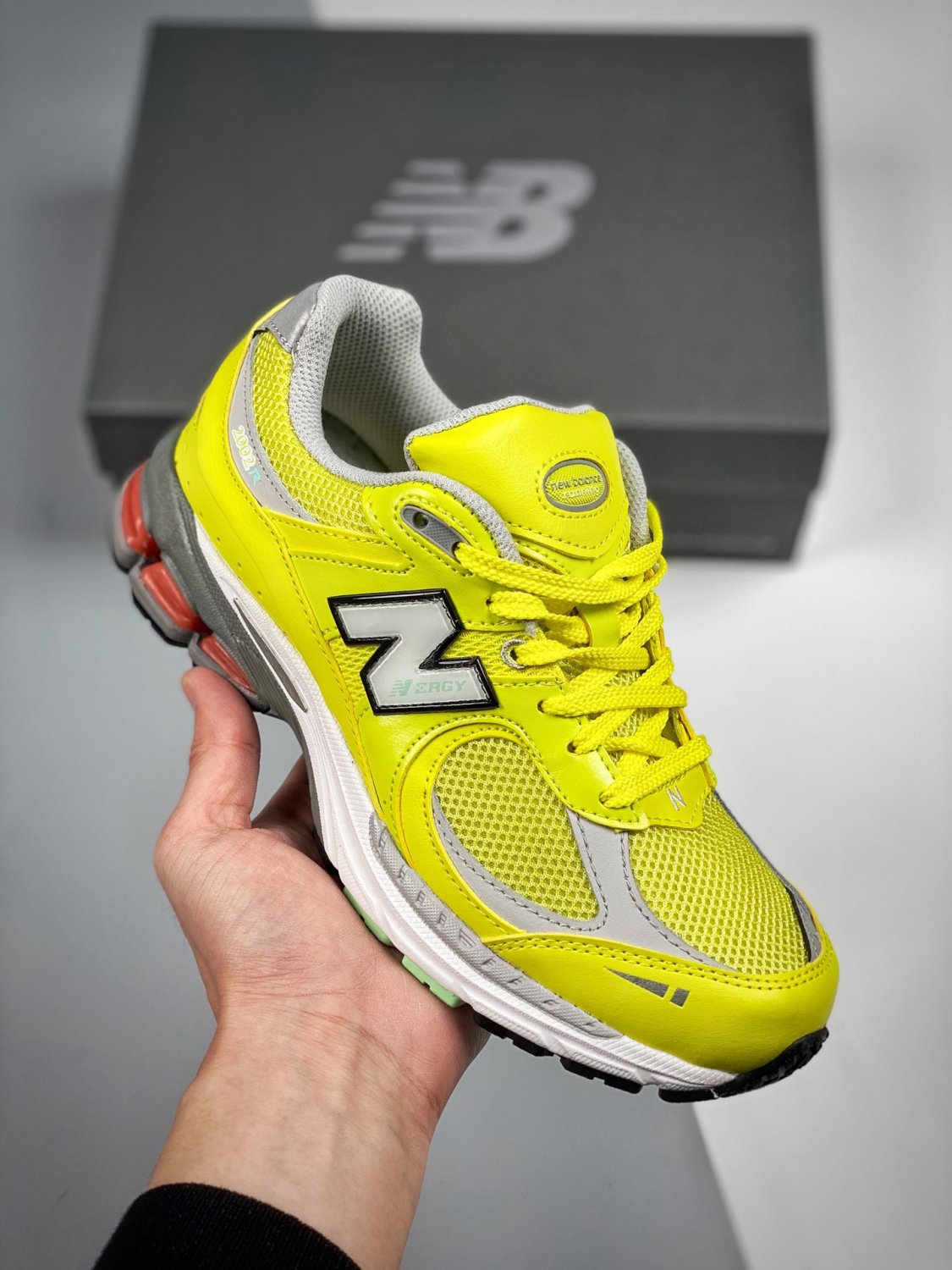 2024 & 2025  2002r yellow lime