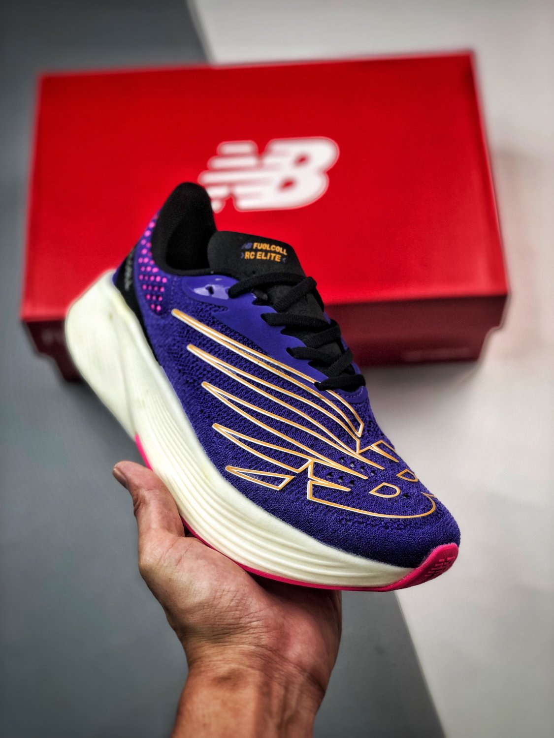 2024 & 2025  fuelcell rc elite v2 deep violetblack
