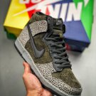 2024 & 2025  sb dunk high borwn black cement