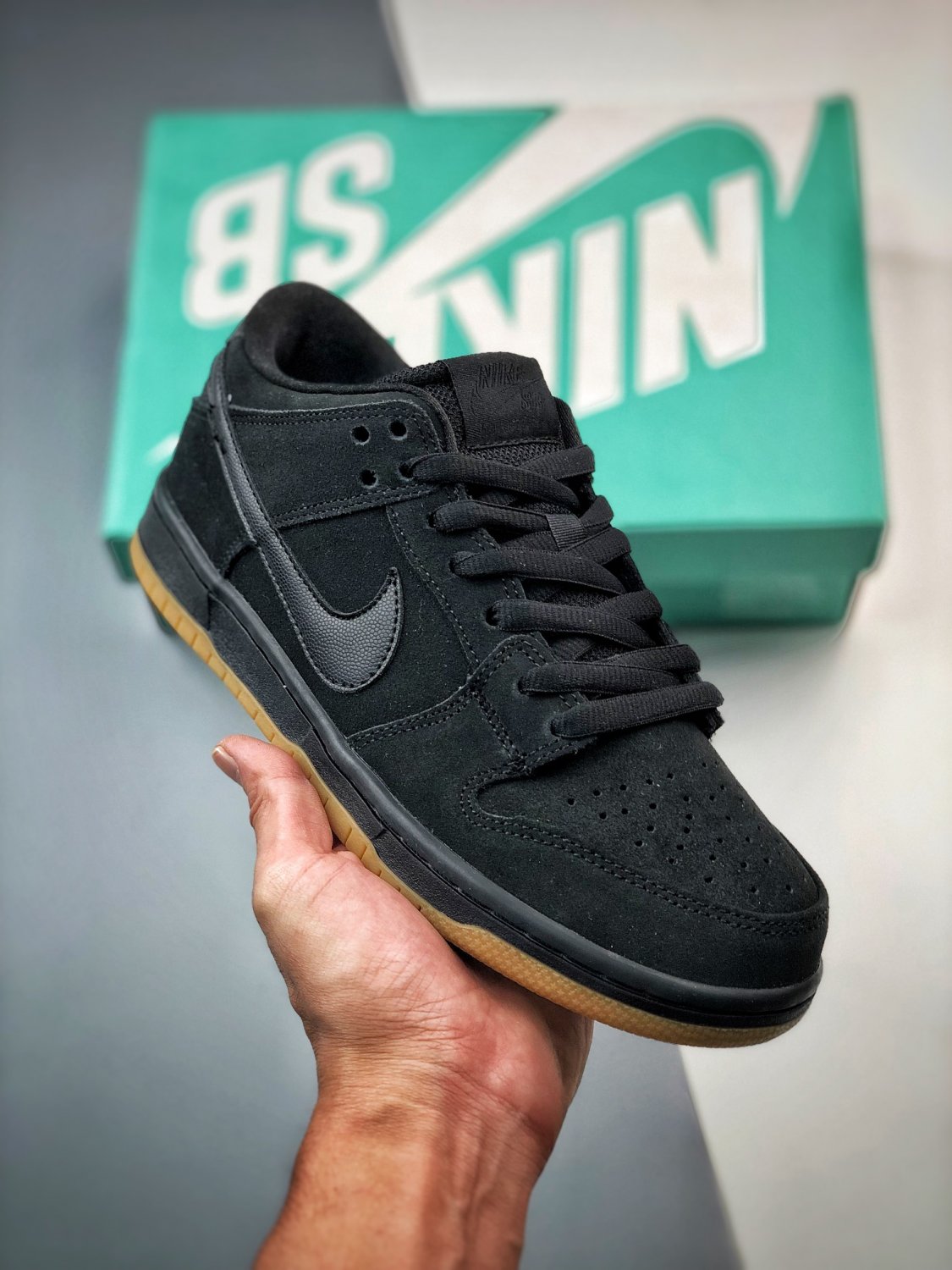 Dunk Low Iw Suede Sneakers Courtside Snkrs Nike Dunk Low Dress Shoe Olive