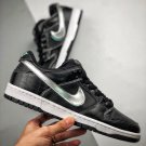 2024 & 2025 diamond supply co x  sb dunk low black