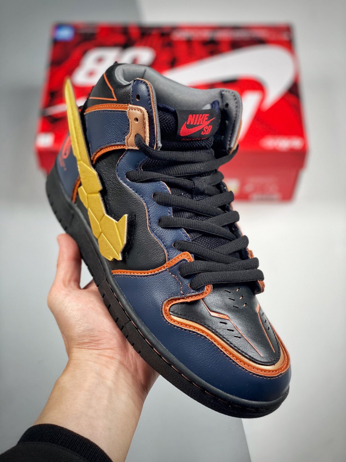 2024 & 2025 gundam x  sb dunk high thunder bluemetallic gold