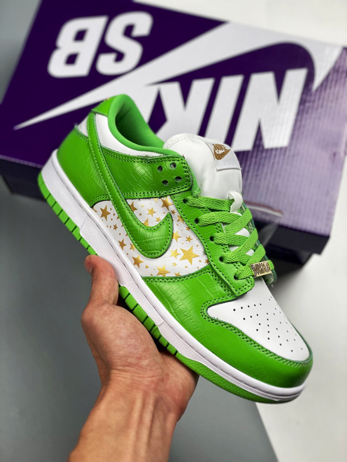 2024 & 2025 supreme x sb dunk low “green stars” dh3228101