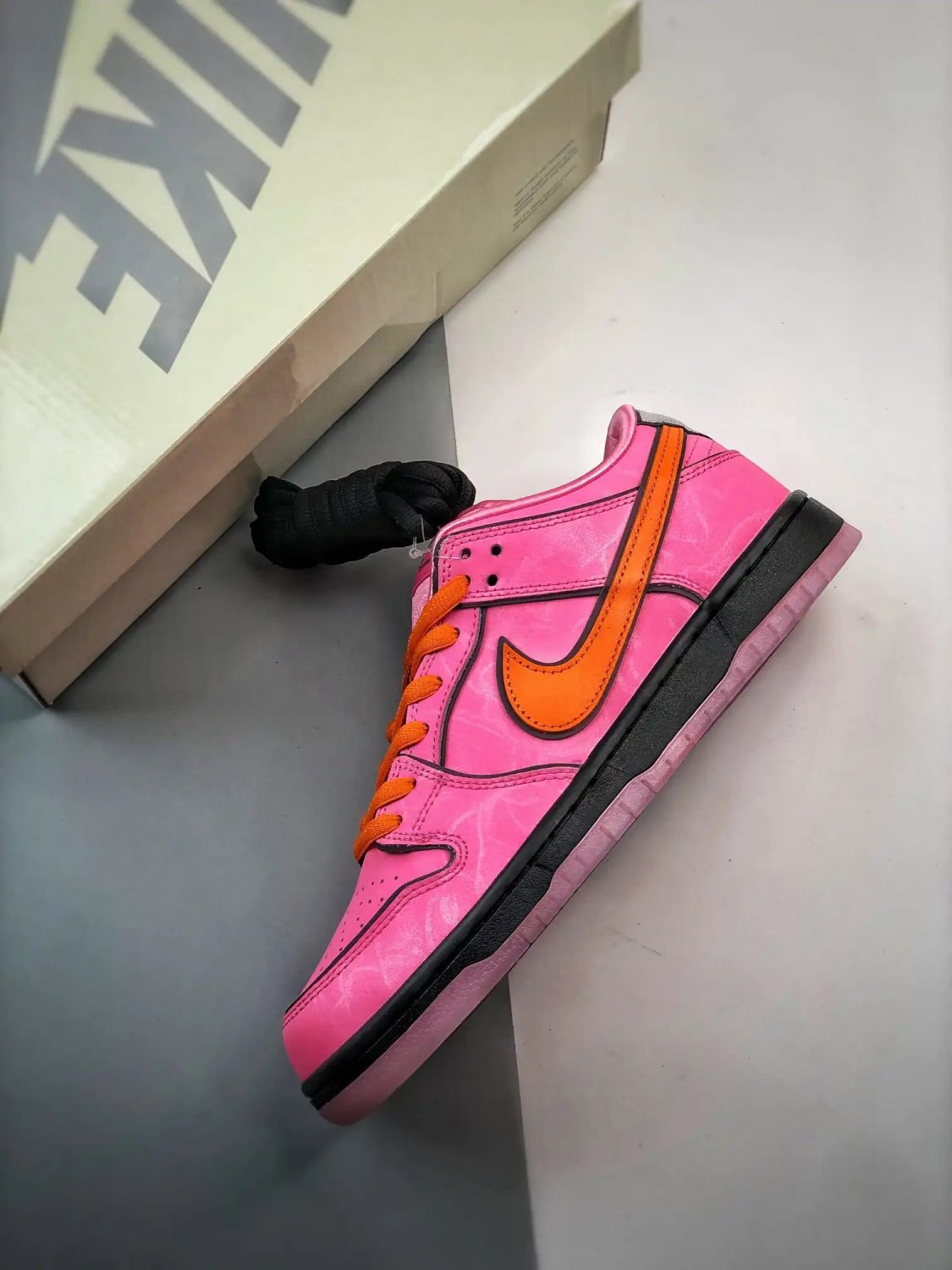 2024 & 2025 the powerpuff girls x sb dunk low blossom pink fd2631600