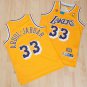 Men's kareem abdul jabbar Lakers throwback jersey yellow