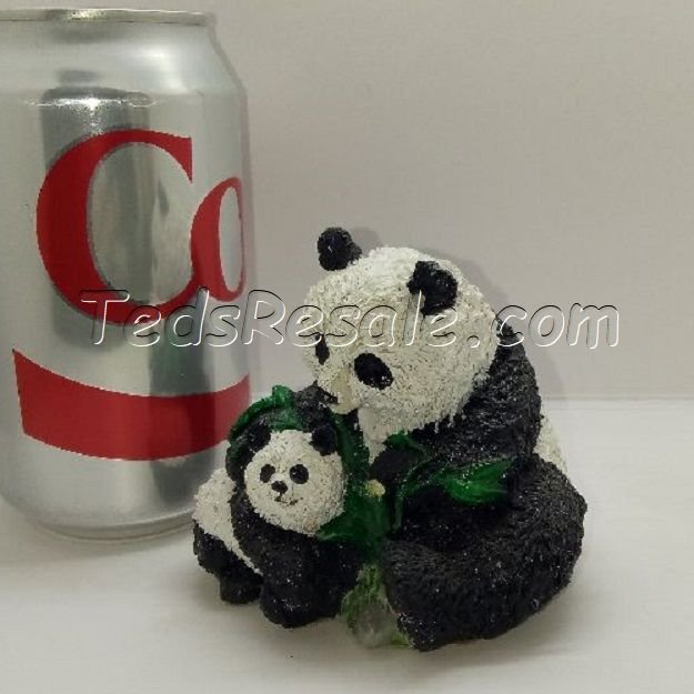 Momma Panda Sitting down with Baby Panda (figurine)
