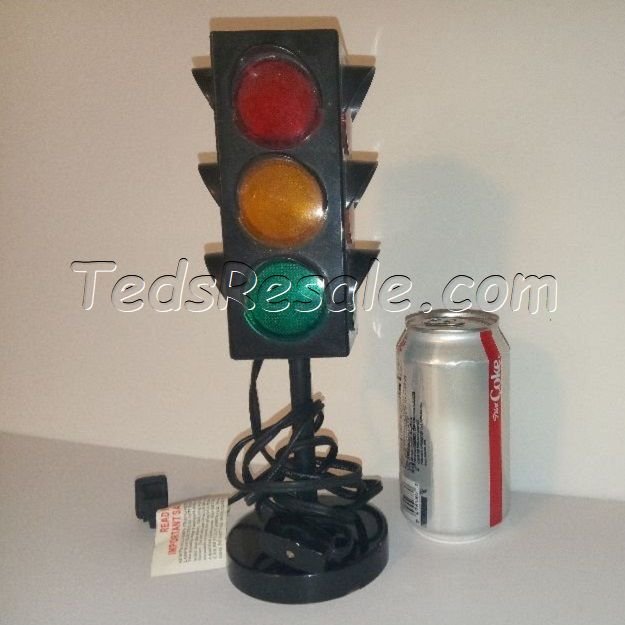 Mini Traffic Light for your Man Cave