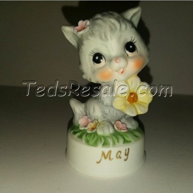Sweet Little Spring / May Kitty with Flower (figurine)