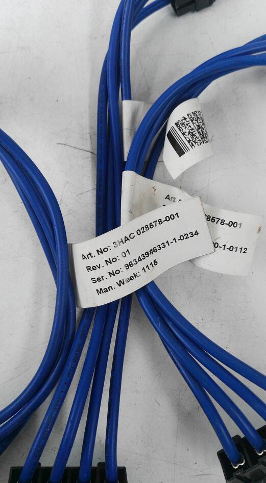 ABB ROBOTICS Cable Wire 3HAC028678-001