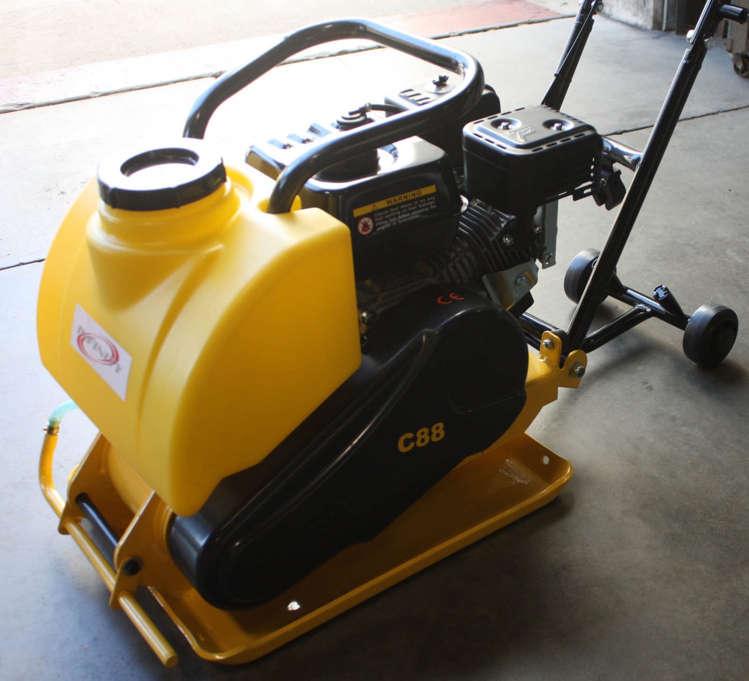 WALK BEHIND 196CC INFINITY C88 DIRT PLATE VIBRATORY COMPACTOR 6.5 HP GAS POWER