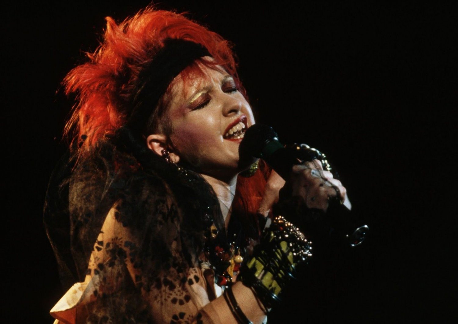 Лопер. Cyndi Lauper. Cyndi Lauper - the agora Ballroom, Cleveland Ohio,.