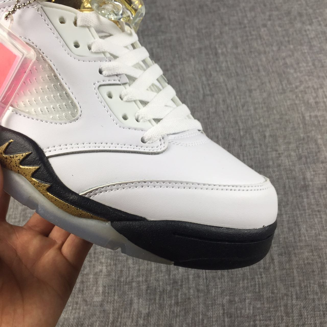 aj5 gold