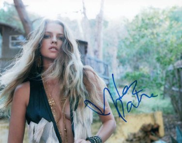 Teresa Palmer Lights Out Autographed Photo UACC RD AFTAL RACC TS