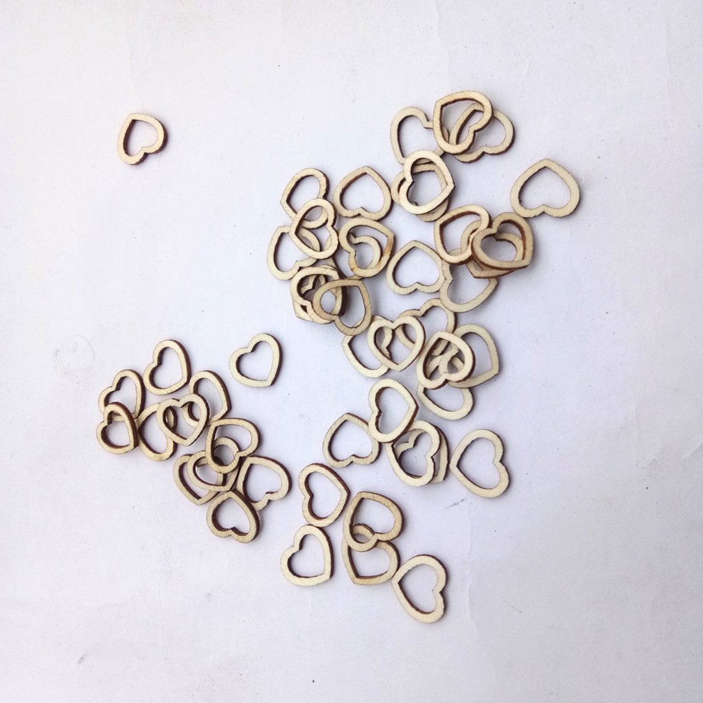 50Pcs Rustic Laser Engraving Wooden Hollow Love Heart Crafts DIY Wedding Table Scatter Confetti Vint