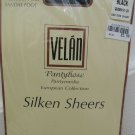 Ladies Pantyhose Size Queen 1X-2X VELAN Silken Sheers Control Top Black NIP