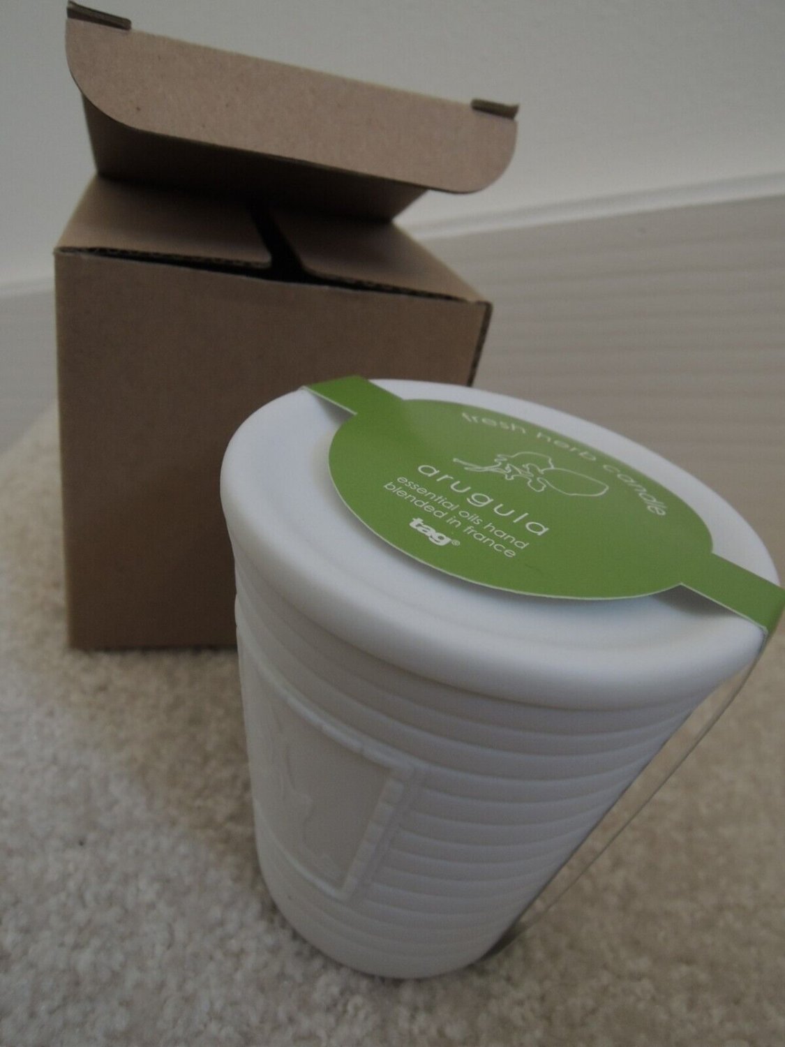 Scented Candle Fresh Herb Arugula Scent Porcelain Container 10 oz by TAG - NEW
