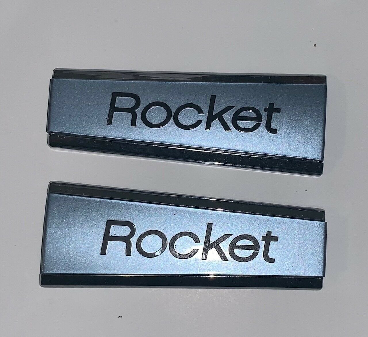 &acirc;�� SHARK UV450 ROCKET VACUUM  SIDE MOTOR BEZEL REPLACEMENT COVERS (2 PACK)  &acirc;��